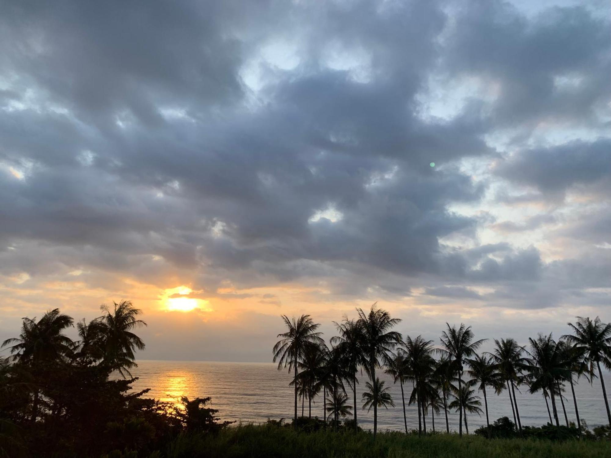 春夏秋冬海景民宿ocean View Motel Чънгун Екстериор снимка